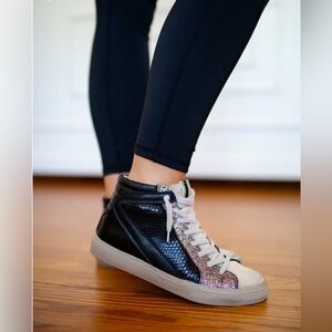 NEW ShuShop Rooney black snake sneakers with zipper and glitter Size 6.5